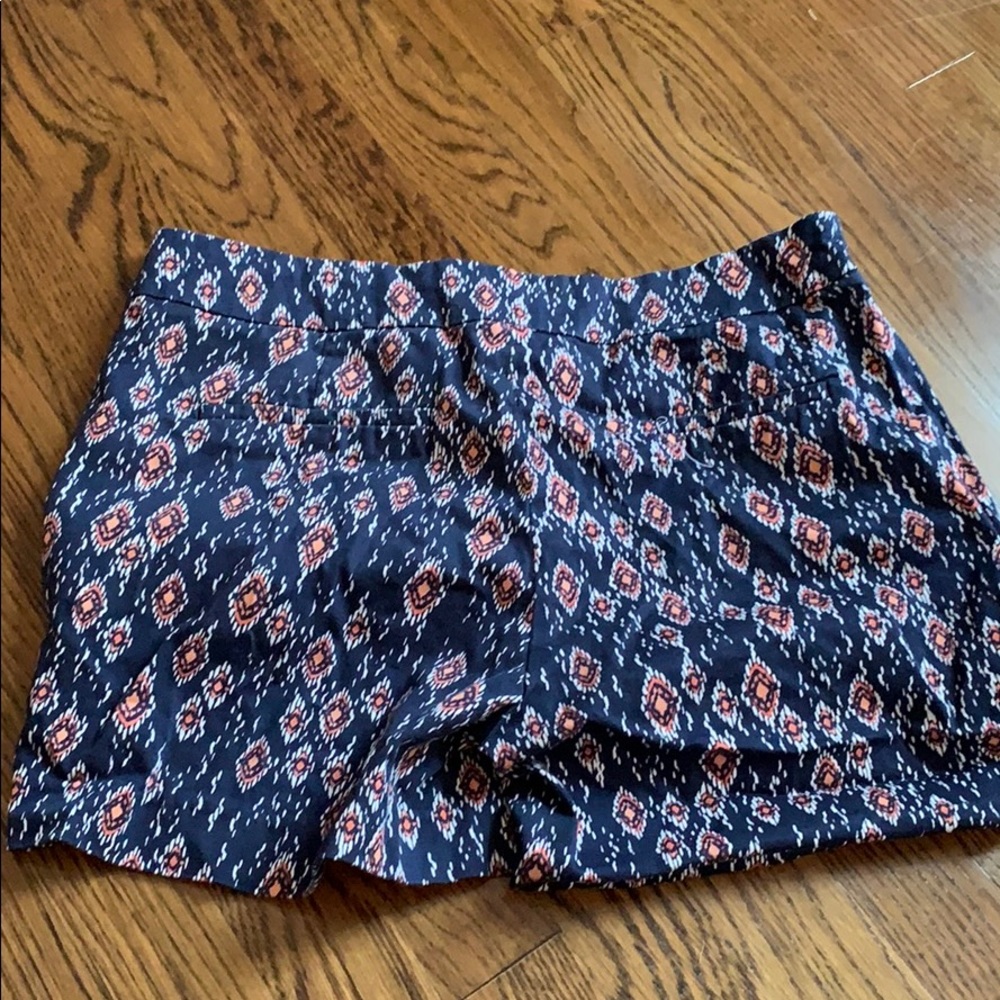 Shorts - Picture 3 of 3